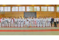 Erstes Karate-Teamtraining nach Corona-Pause im Welser Budokan Erstes Karate-Teamtraining nach Corona-Pause im Welser Budokan