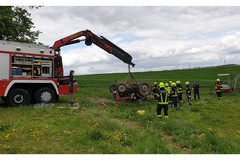 Traktorbergung durch die FF Garsten Traktorbergung durch die FF Garsten