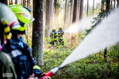 FF Burgkirchen reagiert auf zunehmende Trockenheit mit großangelegter Löschübung FF Burgkirchen reagiert auf zunehmende Trockenheit mit großangelegter Löschübung