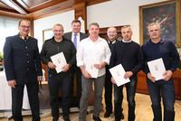Oberst Klaus Scherleitner, Gruppeninspektor Heimo Katzlberger, LR Steinkellner, Bezirksinspektor Johannes Redlinger, Abteilungsinspektor Nikolaus Koller, Kontrollinspektor Helmut Redl, Gruppeninspektor Eberhard Kurz Oberst Klaus Scherleitner, Gruppeninspektor Heimo Katzlberger, LR Steinkellner, Bezirksinspektor Johannes Redlinger, Abteilungsinspektor Nikolaus Koller, Kontrollinspektor Helmut Redl, Gruppeninspektor Eberhard Kurz