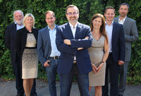 „Vorstand WB Wels-Land“: Der frisch gewählte WB-Vorstand des Bezirkes Wels-Land ist voller Tatendrang. Obmann KommR Franz Ziegelbäck (vorne Mitte) freut sich mit seinem Team Rudi Pilsbacher (v.li.), Maria Rotschopf, Markus Birner, Barbara Hamader-Rabl, Daniel Kohler und Gerald Walter. „Vorstand WB Wels-Land“: Der frisch gewählte WB-Vorstand des Bezirkes Wels-Land ist voller Tatendrang. Obmann KommR Franz Ziegelbäck (vorne Mitte) freut sich mit seinem Team Rudi Pilsbacher (v.li.), Maria Rotschopf, Markus Birner, Barbara Hamader-Rabl, Daniel Kohler und Gerald Walter.