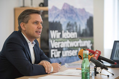 OÖVP-Landesgeschäftsführer LAbg. Dr. Wolfgang Hattmannsdorfer OÖVP-Landesgeschäftsführer LAbg. Dr. Wolfgang Hattmannsdorfer