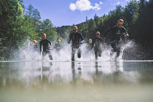 Die Canyoningtour sorgte für die gewünschte Abkühlung nach den Strapazen des Tages. Die Canyoningtour sorgte für die gewünschte Abkühlung nach den Strapazen des Tages.
