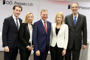 v.l.n.r.: BK Sebastian Kurz, BMin Juliane Bogner-Strauß, LH Thomas Stelzer, LH-Stvin Christine Haberlander, BM Heinz Faßmann v.l.n.r.: BK Sebastian Kurz, BMin Juliane Bogner-Strauß, LH Thomas Stelzer, LH-Stvin Christine Haberlander, BM Heinz Faßmann