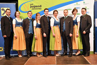 Aktueller Landesvorstand v.l.n.r.: Johannes König-Felleitner, Stefanie Almhofer, Gerhard Holzinger, Franziska Lichtenberger, Daniel Aichinger-Biermair, Landesleiterin Eva-Maria Mayböck, Landesleiter David Greifeneder, Christina Ripota, Manuel Lanzerstorfer Aktueller Landesvorstand v.l.n.r.: Johannes König-Felleitner, Stefanie Almhofer, Gerhard Holzinger, Franziska Lichtenberger, Daniel Aichinger-Biermair, Landesleiterin Eva-Maria Mayböck, Landesleiter David Greifeneder, Christina Ripota, Manuel Lanzerstorfer