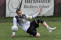 Christopher Ahrens führte den TuS in dieser Saison erstmals als Kapitän aufs Feld Christopher Ahrens führte den TuS in dieser Saison erstmals als Kapitän aufs Feld