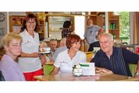 Rita Krump und Rosemarie Schultes im Generationencafe Eferding. Rita Krump und Rosemarie Schultes im Generationencafe Eferding.