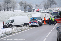 Bergung des Unfallfahrzeugs Bergung des Unfallfahrzeugs
