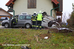 Bergung des Unfallfahrzeugs Bergung des Unfallfahrzeugs