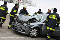 Bergung der Unfallfahrzeuge Bergung der Unfallfahrzeuge