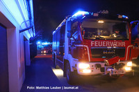 Feuerwehr am vermuteten Brandort Feuerwehr am vermuteten Brandort