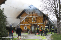 Löscharbeiten der Feuerwehren Löscharbeiten der Feuerwehren