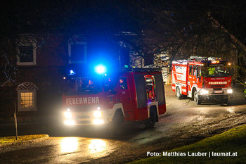 Feuerwehren am Einsatzort Feuerwehren am Einsatzort