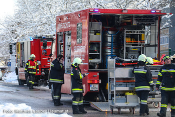 Feuerwehren am Einsatzort Feuerwehren am Einsatzort