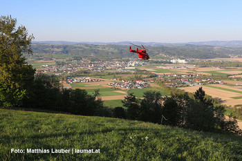 Notarzthubschrauber Martin 3 im Anflug Notarzthubschrauber Martin 3 im Anflug