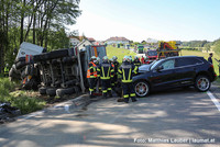 Aufräumarbeiten an der Unfallstelle Aufräumarbeiten an der Unfallstelle