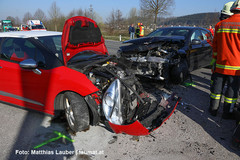 Einsatzkräfte an der Unfallstelle Einsatzkräfte an der Unfallstelle