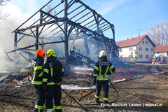 Löscharbeiten der FF Kallham Löscharbeiten der FF Kallham
