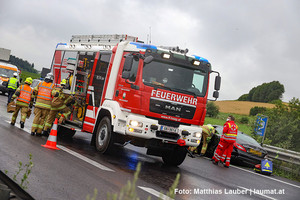 Feuerwehr an der Unfallstelle Feuerwehr an der Unfallstelle