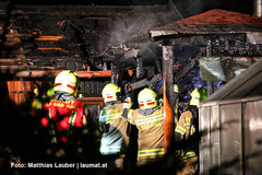 Löscharbeiten am Brandort Löscharbeiten am Brandort