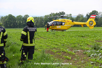Rettungshubschrauber am Einsatzort Rettungshubschrauber am Einsatzort