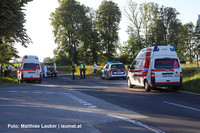 Einsatzkräfte an der Unfallstelle Einsatzkräfte an der Unfallstelle
