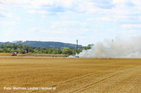 Feuerwehren bei den Löscharbeiten Feuerwehren bei den Löscharbeiten