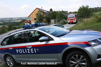 Feuerwehr und Polizei am Einsatzort Feuerwehr und Polizei am Einsatzort