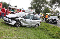 Einsatzkräfte an der Unfallstelle Einsatzkräfte an der Unfallstelle