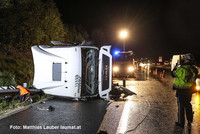 Einsatzkräfte an der Unfallstelle Einsatzkräfte an der Unfallstelle