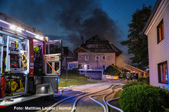Löscharbeiten der Feuerwehren Löscharbeiten der Feuerwehren