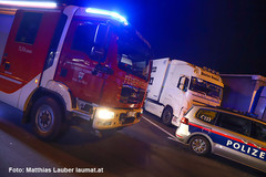 Feuerwehr am Einsatzort Feuerwehr am Einsatzort