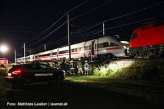 Defekt stopt Intercity-Express auf offener Strecke Defekt stopt Intercity-Express auf offener Strecke