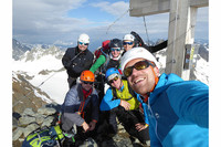 Ennser Alpenverein bei Hochtour auf den Piz Buin in der Silvretta Ennser Alpenverein bei Hochtour auf den Piz Buin in der Silvretta